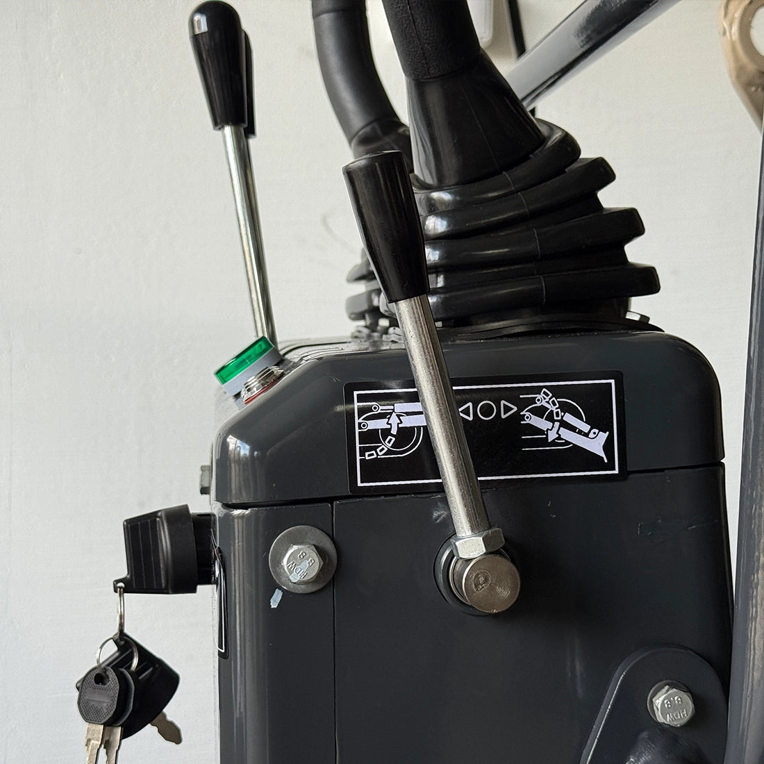 Minikoparka gąsienicowa Meyer EX7 PRO (skrętne ramię + silnik Loncin) - Image 21