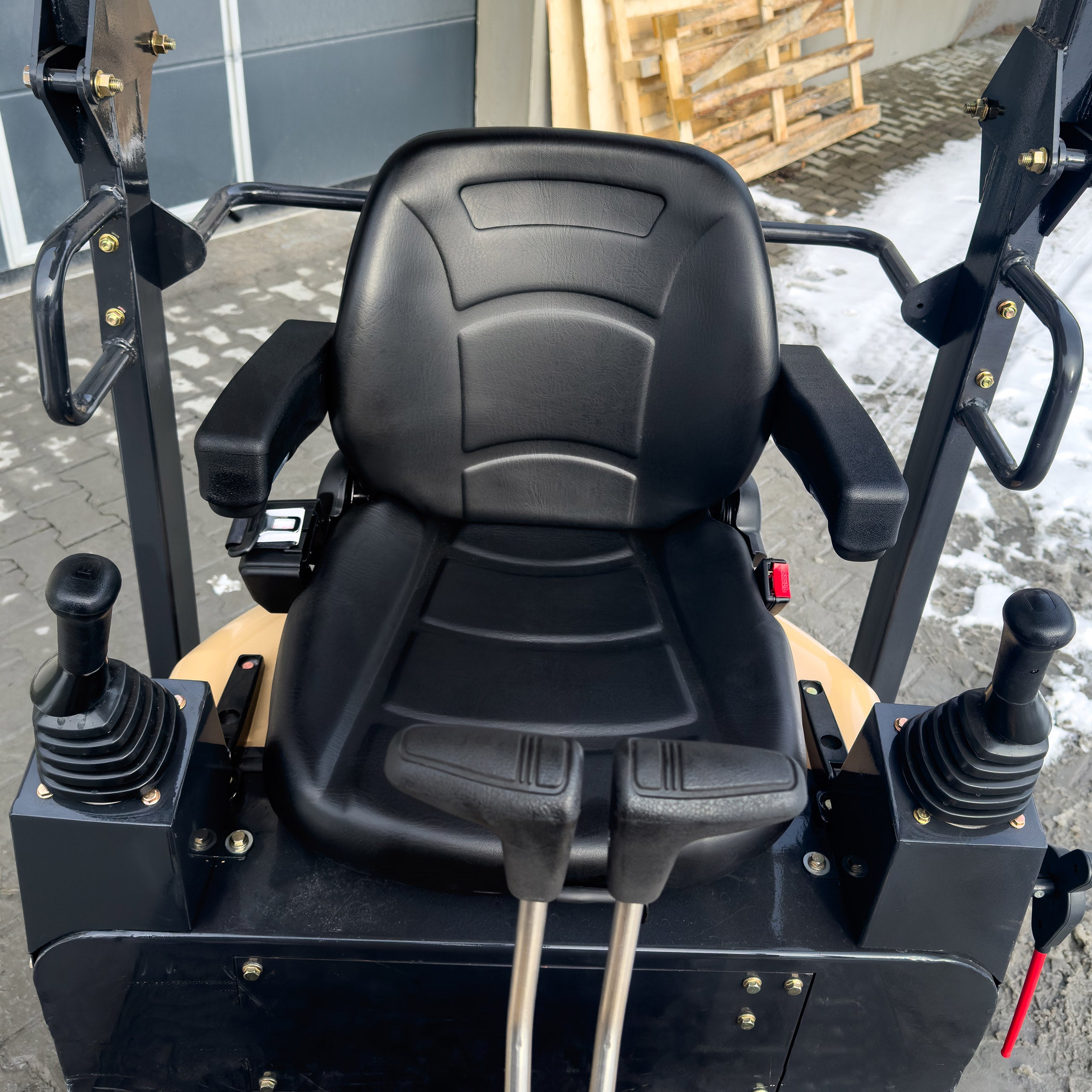 Minikoparka gąsienicowa MEYER EX12 (skrętne ramię + joystick) - Image 12