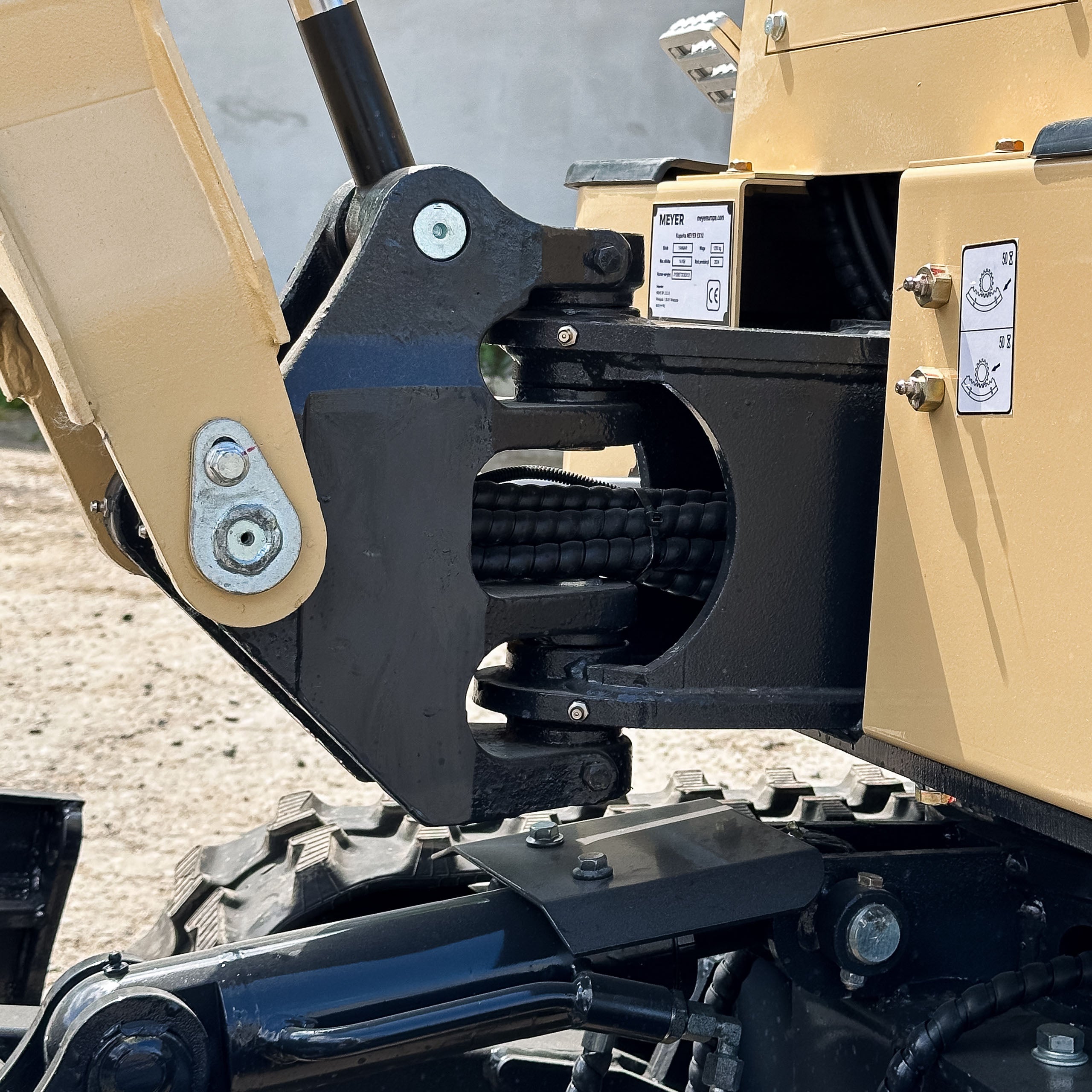Minikoparka gąsienicowa MEYER EX12 (skrętne ramię + joystick) - Image 11