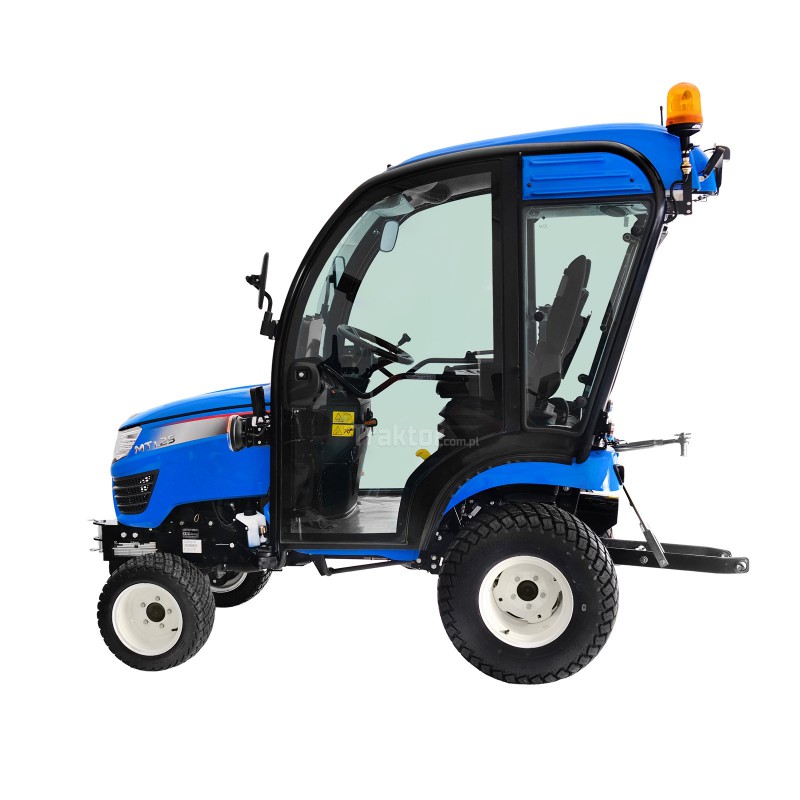 LS Tractor MT1.25 4×4 – 24.7 KM / TURF / CAB - obrazek 4